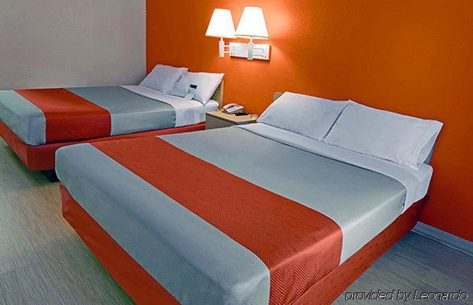 Motel 6-Rowland Heights, Ca - Los Angeles - Pomona Bagian luar foto