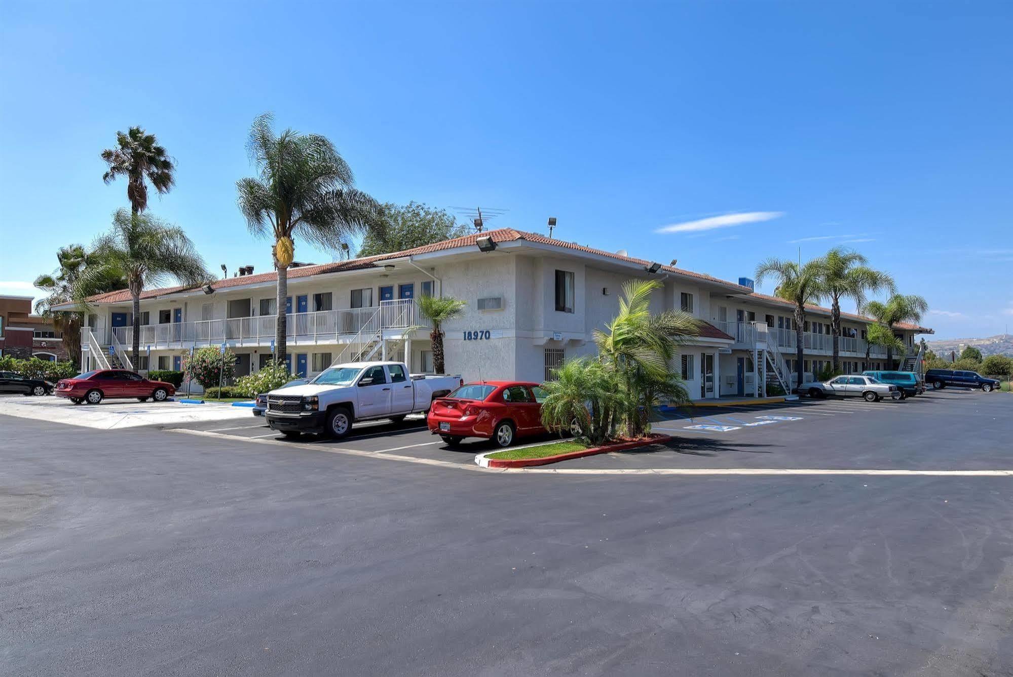 Motel 6-Rowland Heights, Ca - Los Angeles - Pomona Bagian luar foto